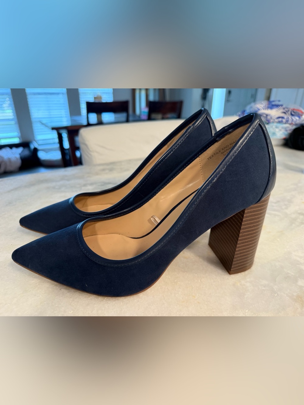 Ann Taylor Navy Pointed-Toe Suede & Leather Trim Pumps 👠